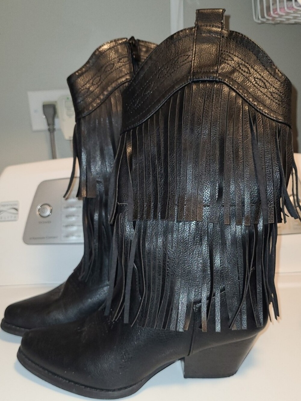 Pierre Dumas Black Fringed Western Mid Calf Boots Cowgirl 6.5